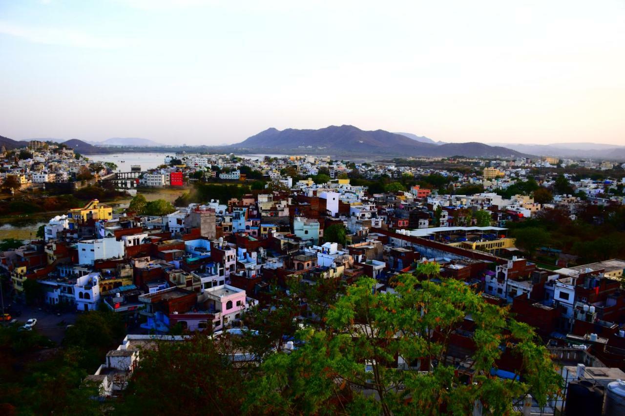Hotel Kurabar Kothi Udaipur Extérieur photo