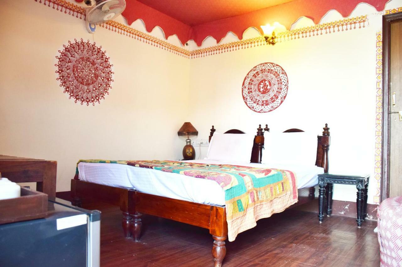 Hotel Kurabar Kothi Udaipur Extérieur photo